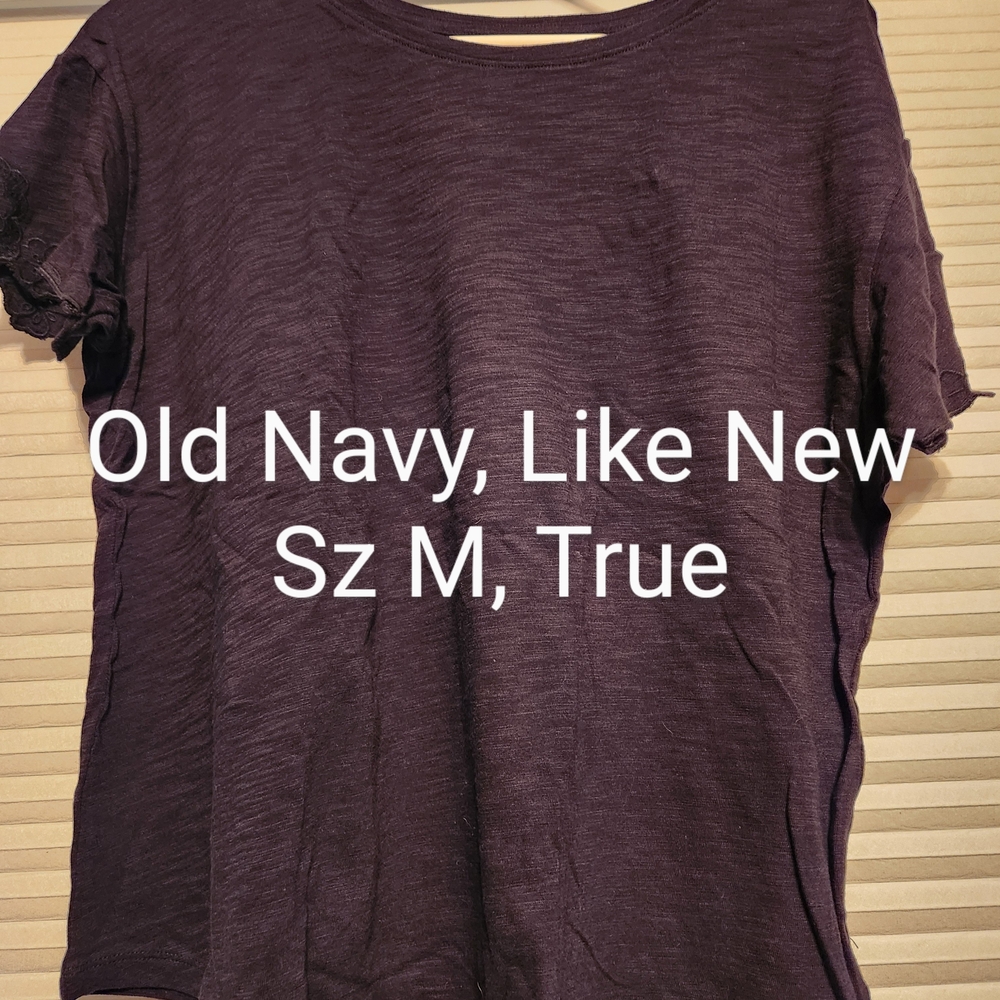 Old Navy Black T-Shirt